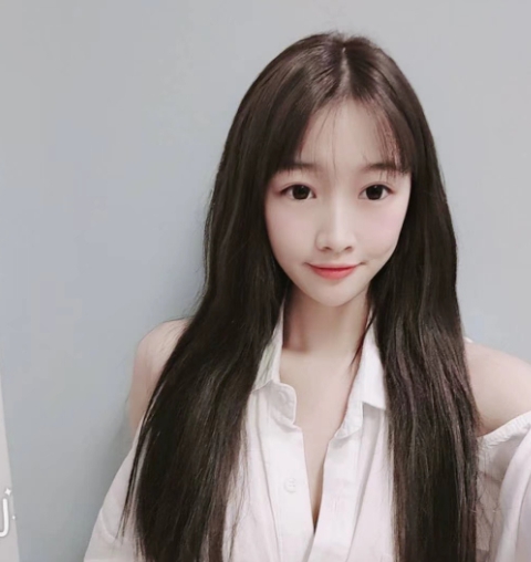 现场海选气质小嫩模 深插调教(附环境图)